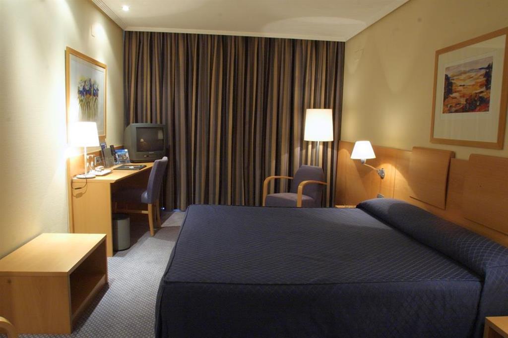 Silken Alfonso X Hotel Ciudad Real Kamer foto