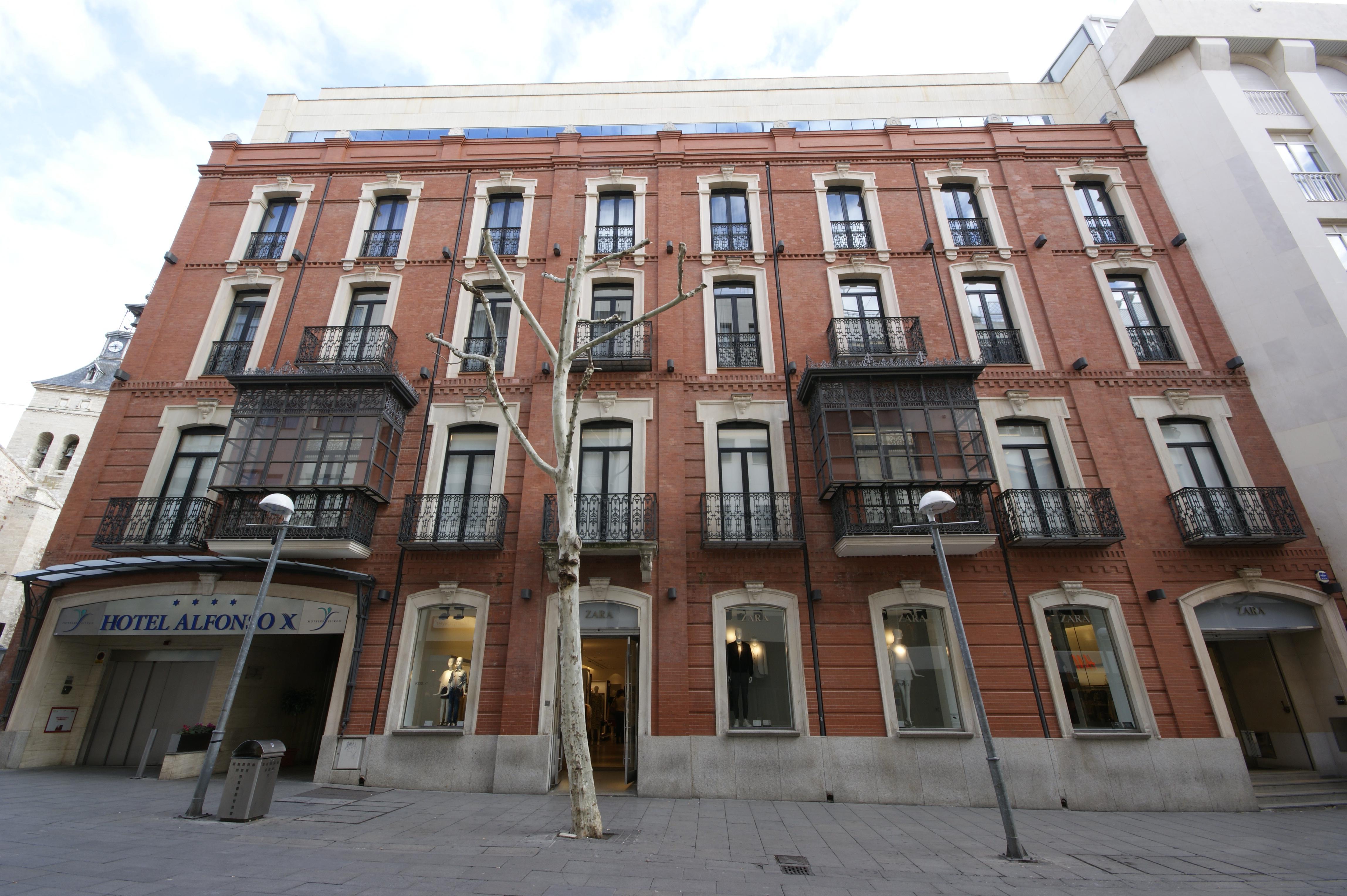 Silken Alfonso X Hotel Ciudad Real Buitenkant foto